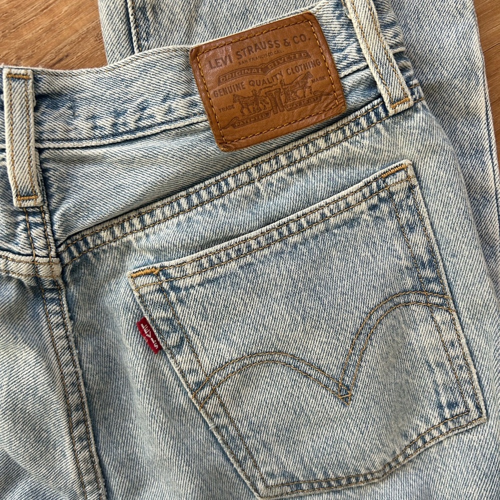 Levi’s Wedgie Straight Jeans